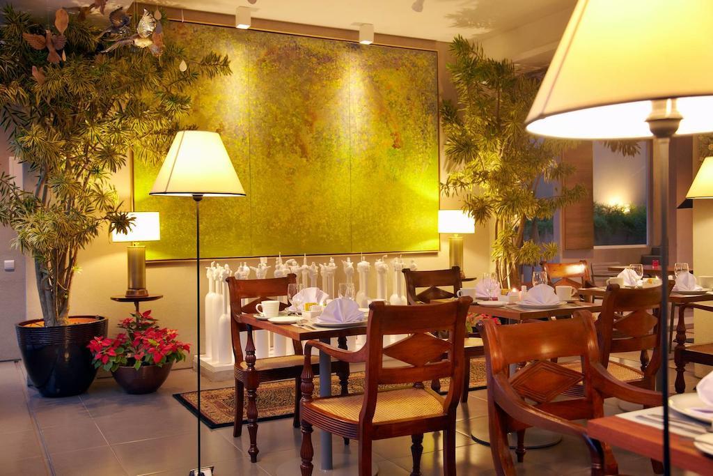 Bumi Semilir Art And Boutique Hotel Cihanjuang Buitenkant foto
