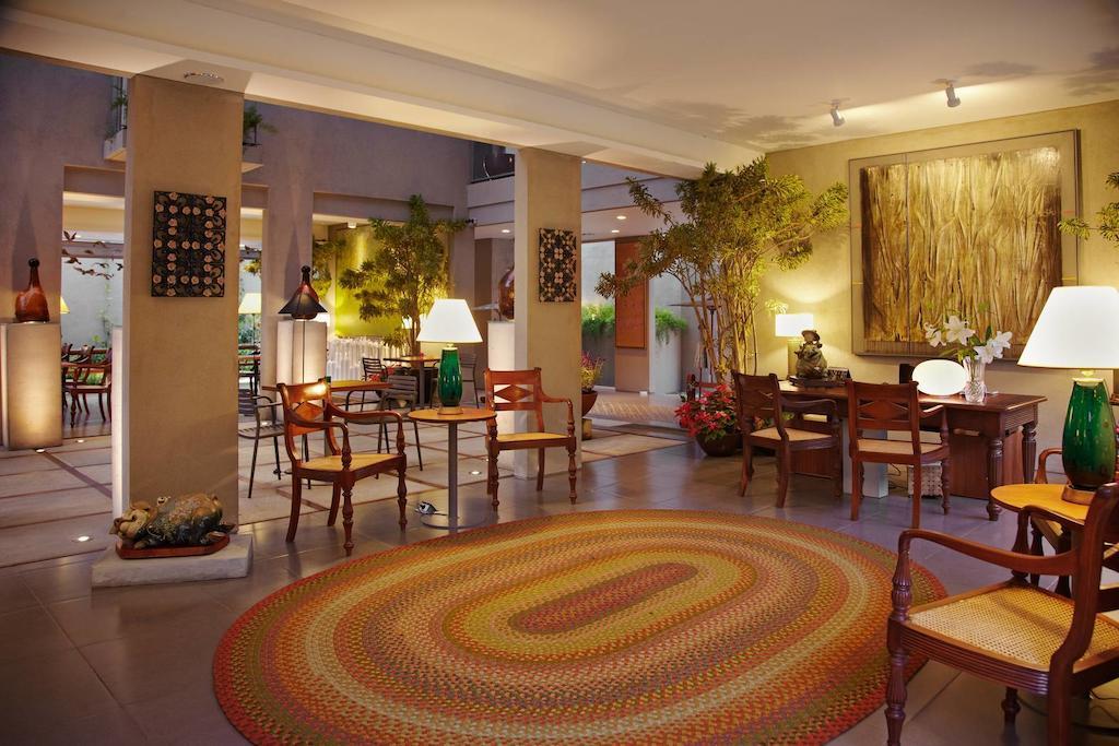Bumi Semilir Art And Boutique Hotel Cihanjuang Buitenkant foto